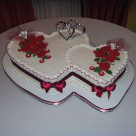 Couple Heart shaped Cake