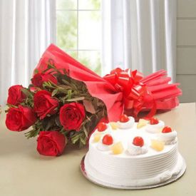 Red Roses with ButterScotch Cake