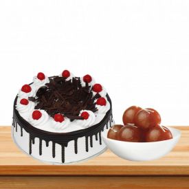 Black Forest Cake With Loose Gulalb Jamun