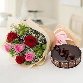 Mixed Roses With Truffle Cake