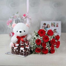 Red Roses With Combo
