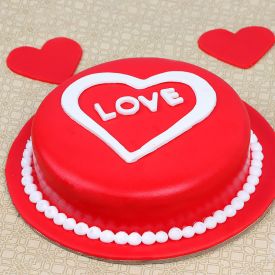 1 Kg Red love cake
