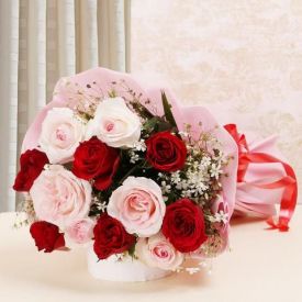 Pink And Red Roses Bouquet