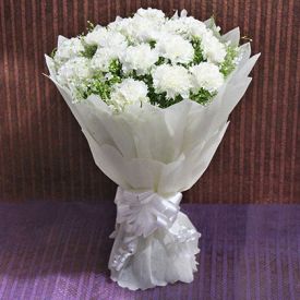White Carnation with Roses In Vase