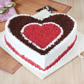 1 Kg Heart shape red velvet cake