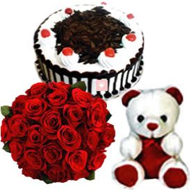 A Bunch of 100 Red Roses with Half Kg Chocolate Cake and Teddy Bear