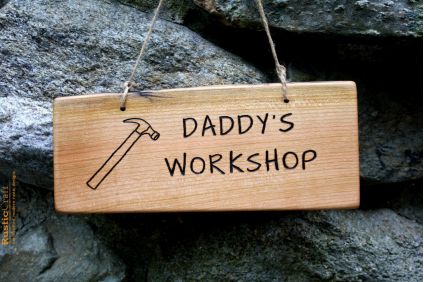 Daddy's workshop wooden Plaque